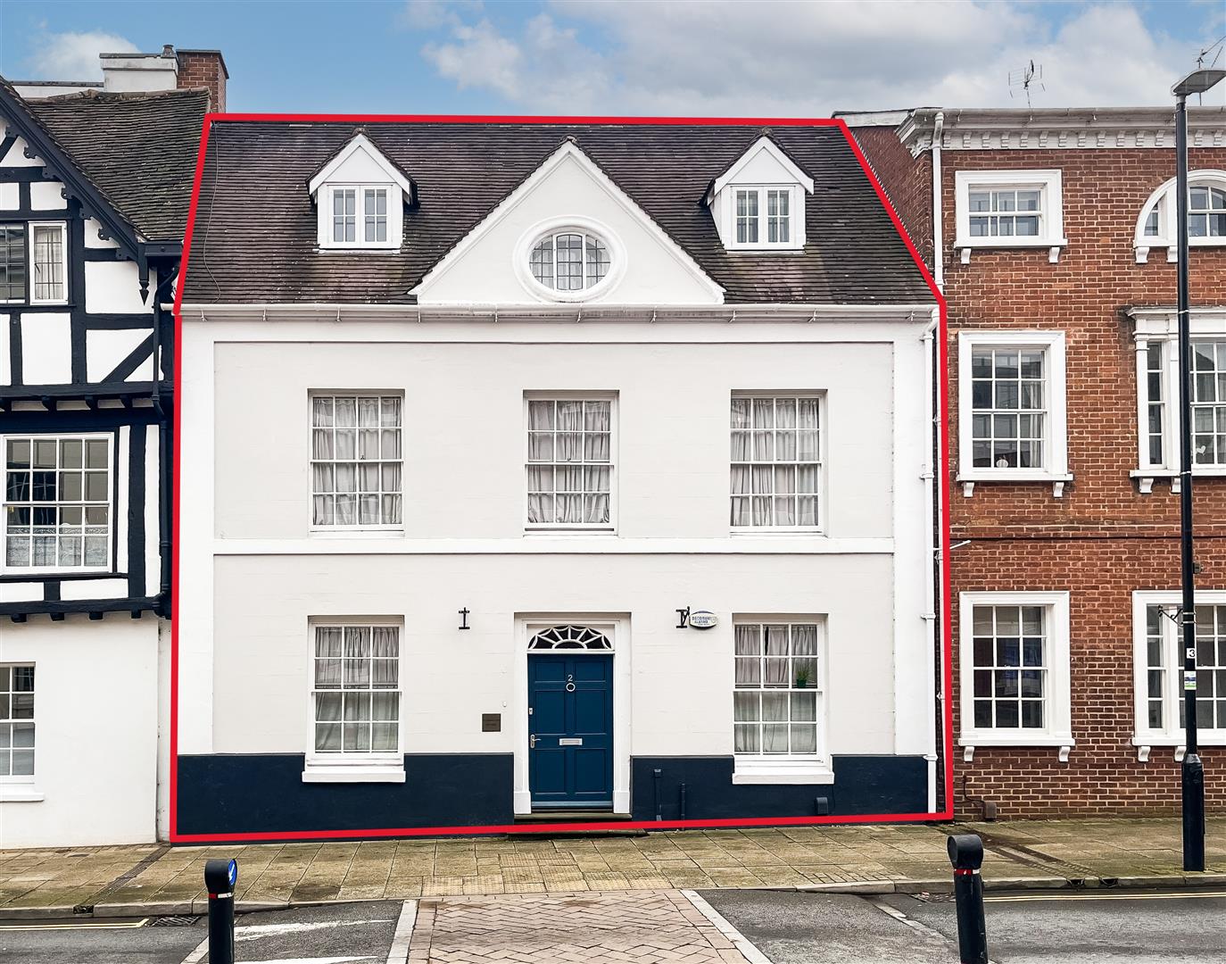 Neville Court, Jury Street, Warwick